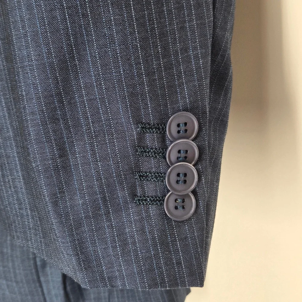 Vittello Super 140s Navy Pinstripe Sport Coat Blazer 46R Peak Lapel 2 Button